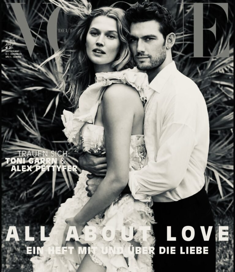 andy-smith-editorial-hair-styling-vogue-cover-glamorous-waves