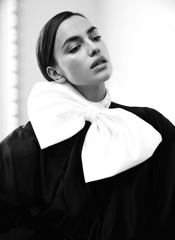 sleek-dark-bob-statement-bow-collar-black-white-editorial
