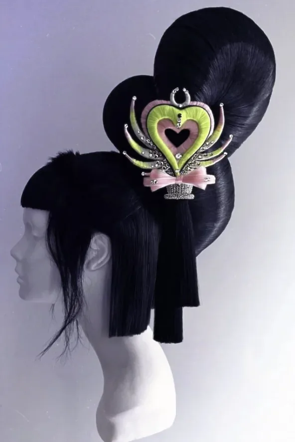 jb-collection-black-heart-crown