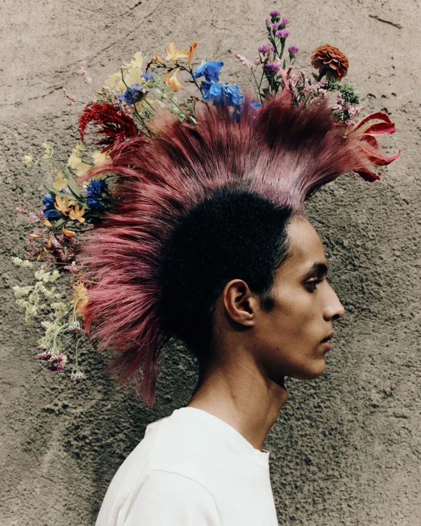 Pablo Kuemin for Kei Ninomiya DSM SS27 - pink-mohawk-profile